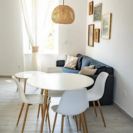 Apartamento Valeria Louis Perfect Getaway - Great Location Center *